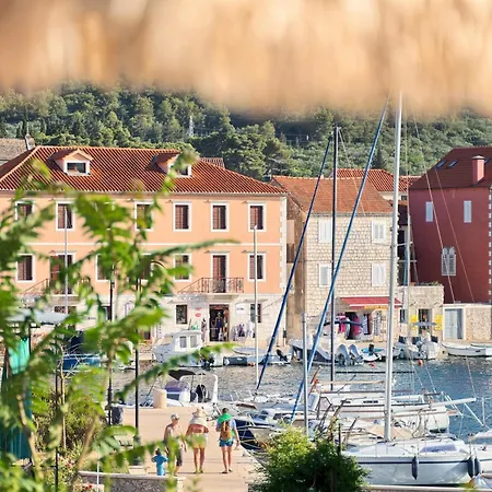 Hvar Luxury And Pool With View In Heart Of