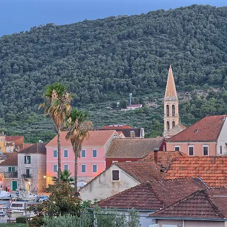 Hvar Luxury And Pool With View In Heart Of Villa Stari Grad (Hvar)