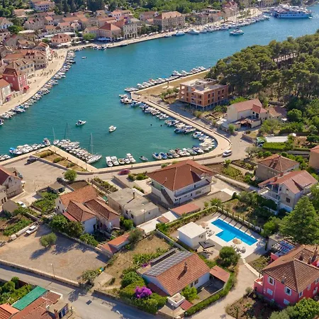 Hvar Luxury And Pool With View In Heart Of Villa